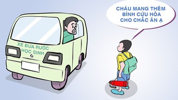 Xe đưa đón học sinh hết rơi lại... cháy