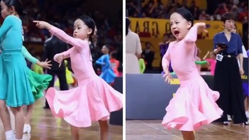 Em bé nhảy dancesport với hàng loạt biểu cảm hài hước