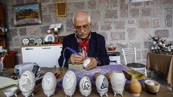 12000 lỗ thủng trên… một quả trứng: nghệ nhân Thổ Nhĩ Kỳ phá kỷ lục thế giới