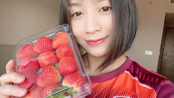Hot girl hậu vệ Hoàng Thị Loan vào top sắc đẹp bóng đá châu Á