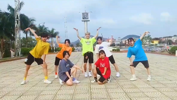 Nhóm học sinh nhảy cover 'Ghen Cô Vy' của Min và Erik