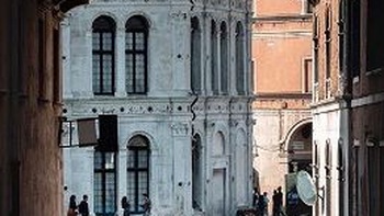 Viên ngọc Venice trong xanh trở lại giữa đại dịch covid-19