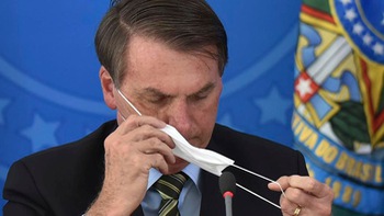 Chân dung một tổng thống: Bolsonaro, Brazil, bị “quăng cục lơ” giữa khủng hoảng covid-19