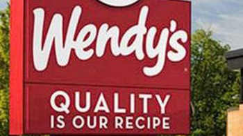Mỹ: Thiếu thịt bò, nhà hàng Wendy's bảo khách "quên đi" burger