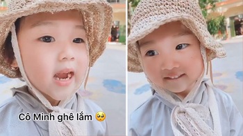 Bé gái mách tội cô giáo với mẹ siêu dễ thương