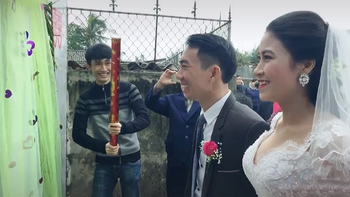 Phì cười trước màn bắn pháo giấy đám cưới của 2 thanh niên