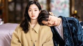 Lee Min Ho bị soi bằng chứng ‘phim giả tình thật’ với nữ chính "Quân vương bất diệt"