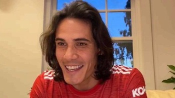 Cavani từ chối nhiều đội bóng vì trót yêu Manchester United