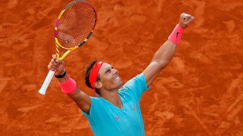 Kỷ lục của Federer bị san bằng, Pháp mở rộng nên cấm Nadal