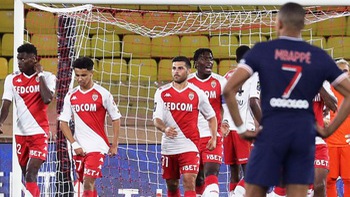 PSG thua ngược Monaco: Nước mắt nhà giàu!