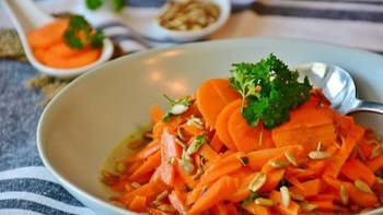 Cà rốt làm khỏe, sạch mạch máu, ngừa chết vì xơ vữa động mạnh