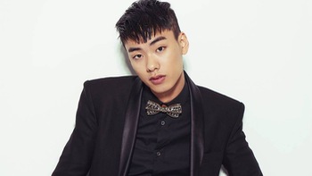 Rapper Hàn Quốc - Iron chết trên vũng máu tại nhà riêng