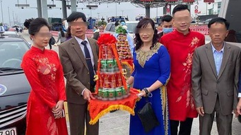Sự cố đám cưới hi hữu: Không thể vào Quảng Ninh đón dâu vì COVID-19