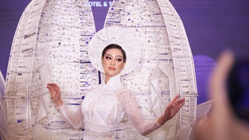 Khám phá bên trong 15 chiếc vali đến Miss Universe của Khánh Vân