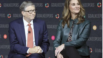Bill Gates rời hội đồng quản trị Microsoft vì chuyện ‘tình tang’?