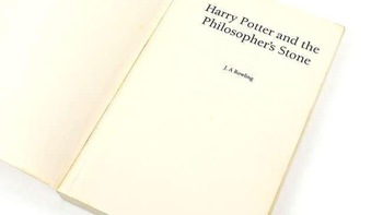 Harry Potter bản có lỗi đánh máy kỳ vọng bán với giá 130 triệu đồng