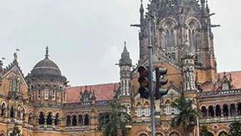 Netizen Ấn 'bấn loạn' vì câu trả lời của cảnh sát Mumbai