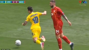 Cầu thủ Ukraine ăn vạ để kiếm penalty bị trọng tại cho thẻ vàng