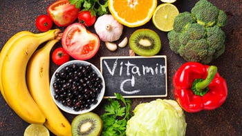 Bổ sung vitamin C quá nhiều có thể tăng nguy cơ mắc bệnh về xương