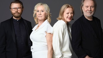 ABBA chính thức trở lại sau 40 năm với album ‘Voyage’