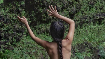'Bạn gái mới' của Shawn Mendes thích hòa mình vào thiên nhiên