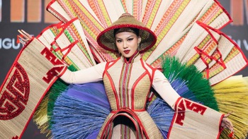 Tranh cãi bộ 'Chiếu Cà Mau' là quốc phục tân Hoa hậu Hoàn vũ 2022