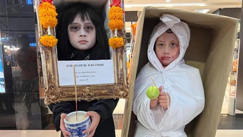 Halloween lạ quá với muôn kiểu hóa trang 'hú hồn á!'