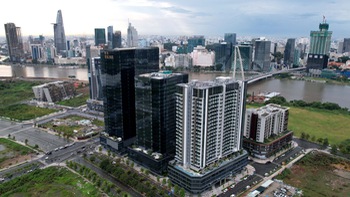 Cận cảnh bất động sản hạng sang áp đảo nguồn cung căn hộ đôi bờ sông Sài Gòn
