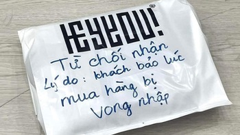 Ảnh vui 28-5: Khách bom hàng vì bị... 'vong nhập'