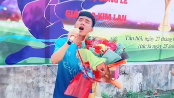 Chàng trai cover 'Lỡ hẹn với dòng Lam' như nuốt đĩa