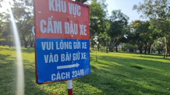 Ảnh vui 17-2: Vui lòng gửi xe vào bãi giữ xe cách 234m