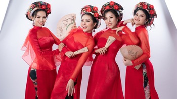 Nhóm Sen Việt khắc họa sắc màu Tết trong MV 'Miền quê dấu yêu'