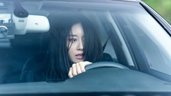 Ji Yeon (T-Ara) hóa thân xuất sắc 'thần tượng hết thời' trong Hào quang đẫm máu