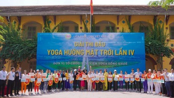 Khỏe thể chất - khỏe tinh thần cùng Giải thi đấu yoga ‘Hướng mặt trời’