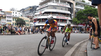 Cua rơ Trần Tuấn Kiệt thắng chặng mở đầu Cuộc đua xe đạp về Điện Biên Phủ 2024