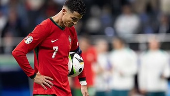 Nhịp tim Ronaldo ở mức thấp nhất trước cú đá luân lưu với Slovenia