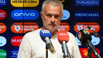 Jose Mourinho muốn đổi biệt danh sau 20 năm là ‘Người đặc biệt’