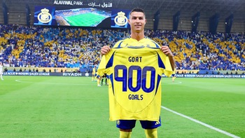 Ronaldo được CLB Al Nassr vinh danh sau cột mốc 900 bàn thắng