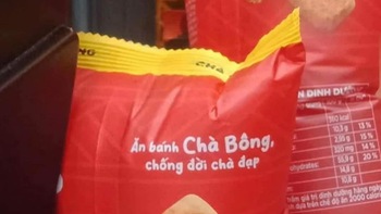 Ảnh vui 20-2: 'Ăn bánh chà bông, chống đời chà đạp'