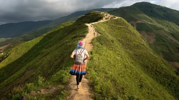 Giữa tăng trưởng và bền vững