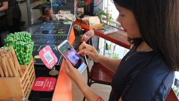 Người tiêu dùng Việt mang ít tiền hơn trong đại dịch