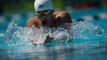 Đến Olympic bằng giáo trình toán học