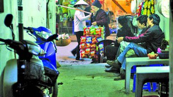 "Em ơi, Hà Nội ngõ..."