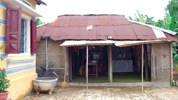 Ngôi nhà tre xuyên thế kỷ