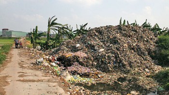 Phía sau "làng thu nhập ổn định"