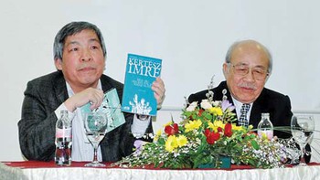 Dịch giả Giáp Văn Chung: "Đi về phương Tây, nhưng đừng quên mình đến từ phương Đông"