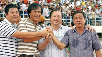 "Nhà nghèo" mơ trụ hạng