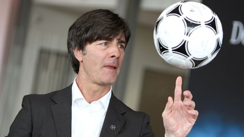 Loew vui vẻ