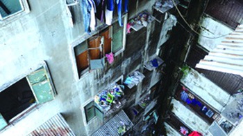 Thấp thỏm chung cư xuống cấp