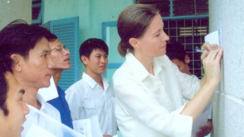 Những cái tết rực rỡ của Trish Summerfield